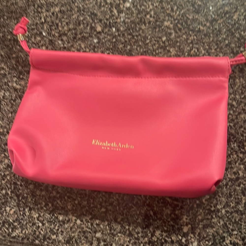 Elizabeth Arden Cosmetic Bag